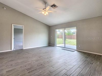 New construction Single-Family house 41330 Tarpon Avenue, Umatilla, FL 32784 - photo