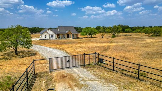 New construction Single-Family house 1000 Turkey Meadows Lane, Weatherford, TX 76088 - photo 36 36
