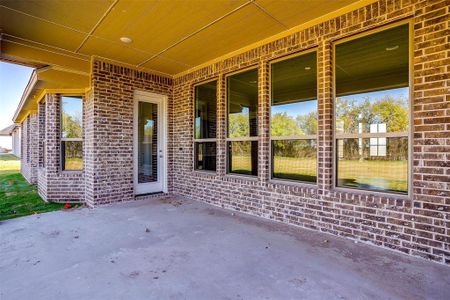 New construction Single-Family house 1015 Alconberry Drive, Crowley, TX 76036 - photo 39 39