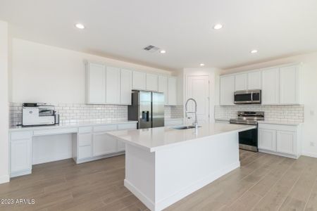 New construction Single-Family house 142 E Leland Road, San Tan Valley, AZ 85140 - photo 7 7