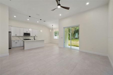 New construction Single-Family house 227 W Fern Drive, Orange City, FL 32763 - photo 6 6