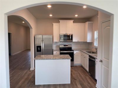 New construction Single-Family house 337 Bearman Drive, Fort Worth, TX 76120 - photo 5 5