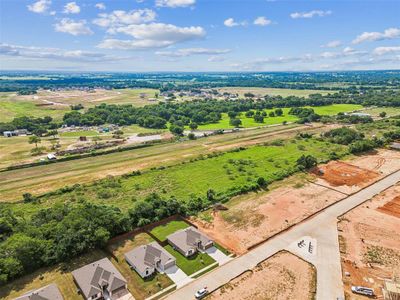 New construction Single-Family house 712 Jameson, Springtown, TX 76082 - photo 32 32