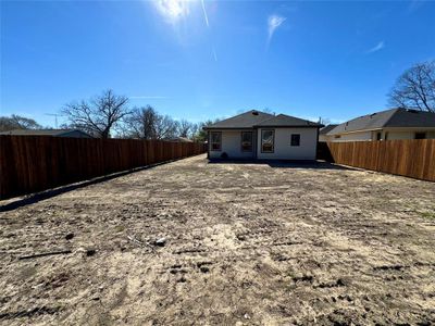New construction Single-Family house 207 Laroe Street, Terrell, TX 75160 - photo 20 20