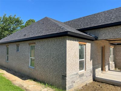 New construction Single-Family house 810 Cherry Laurel Lane, Arlington, TX 76012 - photo 15 15