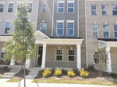 New construction Townhouse house 311 Cramerton Mills Parkway, Unit 55, Cramerton, NC 28032 Trenton Three-Story- photo 1 1