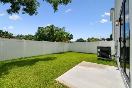 New construction Single-Family house 3636 W Palmetto Drive, Tampa, FL 33607 - photo 36 36