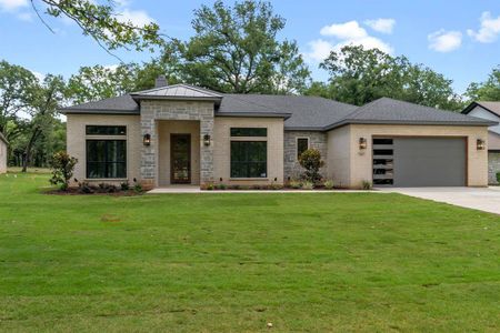 New construction Single-Family house 124 Colonial Drive, Mabank, TX 75156 - photo 0