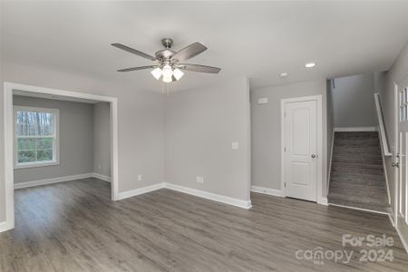 New construction Single-Family house 388 Camden Court Nw, Concord, NC 28027 - photo 5 5