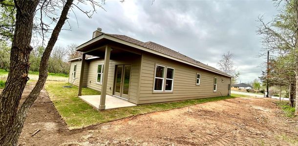 New construction Single-Family house 138 E Pauwela Ln, Bastrop, TX 78602 - photo 29 29