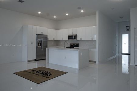 New construction Single-Family house 22595 Sw 125 Ave, Miami, FL 33170 - photo 4 4
