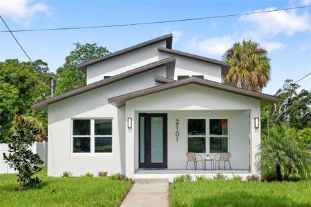 New construction Single-Family house 2101 35Th Street S, Saint Petersburg, FL 33711 - photo 0