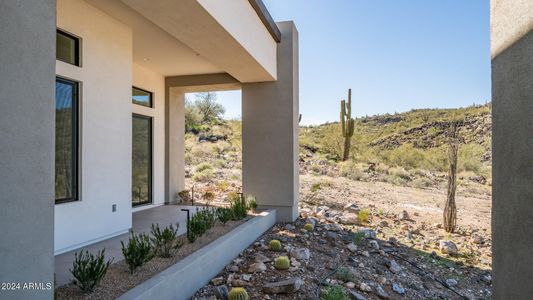 New construction Single-Family house 3625 W Mulholland Drive, Phoenix, AZ 85083 - photo 79 79
