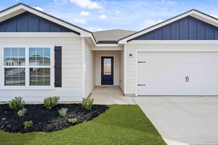 New construction Single-Family house 16009 Windview Court, Lytle, TX 78052 - photo