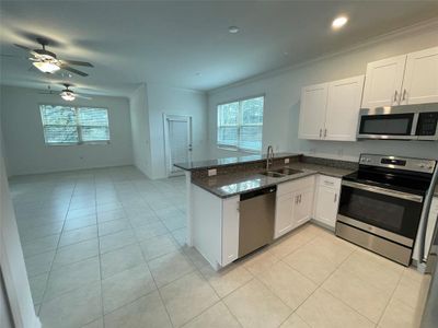 New construction Townhouse house 30822 Veridian Way, Wesley Chapel, FL 33543 - photo 13 13
