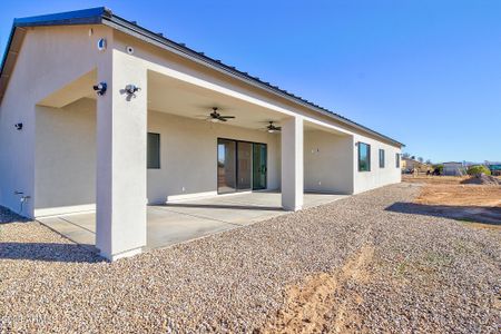 New construction Single-Family house 4221 E Mustang Drive, Eloy, AZ 85131 - photo 1 1