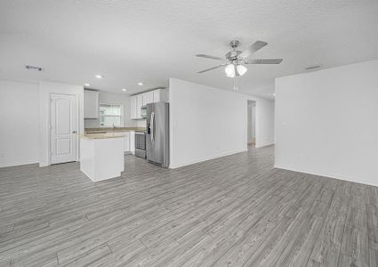 New construction Single-Family house 12886 Del Lago Drive, Astatula, FL 34705 - photo 5