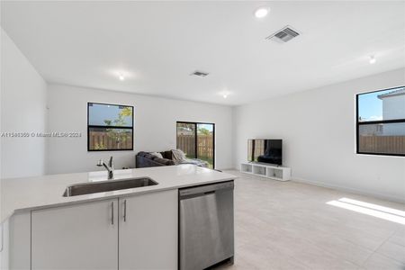 New construction Townhouse house 13001 Sw 286Th Way, Unit 13001, Homestead, FL 33033 - photo 5 5