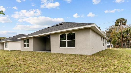New construction Single-Family house 35 S Kentucky Avenue, Umatilla, FL 32784 - photo 48 48