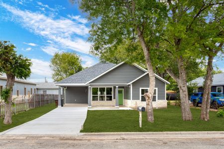 New construction Single-Family house 516 Neches St, Lockhart, TX 78644 - photo 0