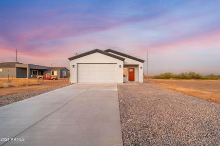 New construction Single-Family house 21710 W Harding Avenue, Wittmann, AZ 85361 - photo 1 1