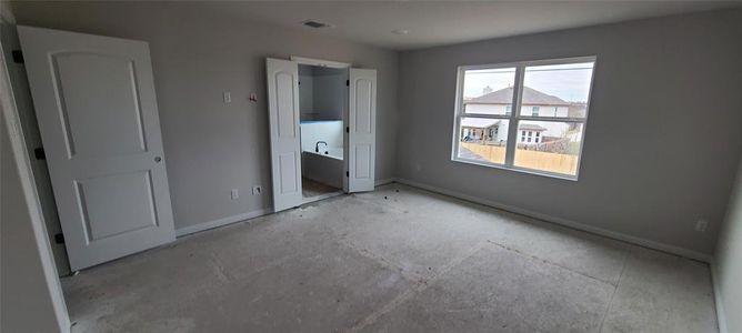 New construction Single-Family house 509 Palo Brea Loop, Hutto, TX 78634 Wyatt Homeplan- photo 11 11