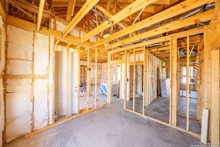 New construction Single-Family house 124 E Magnolia Cir, La Vernia, TX 78121 - photo 16 16