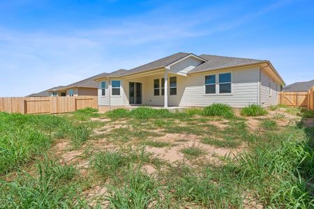 New construction Single-Family house 133 Old Town Rd, Kyle, TX 78640 - photo 26 26