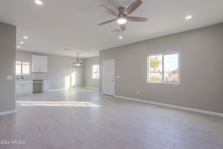 New construction Single-Family house 602 W 12Th Street, Casa Grande, AZ 85122 - photo 6 6