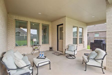 New construction Single-Family house 11822 Oakwood Drive, Mont Belvieu, TX 77535 Walden- photo 28 28