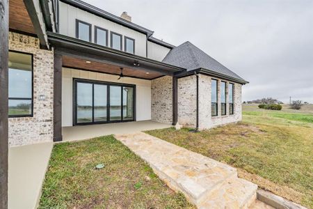 New construction Single-Family house 7325 St Augustines Drive, Cleburne, TX 76033 - photo 13 13