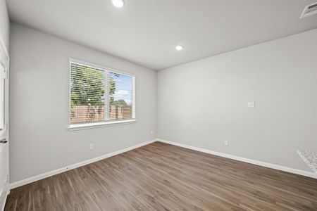 New construction Single-Family house 938 Luke Darrel Drive, Rosharon, TX 77583 - photo 10 10