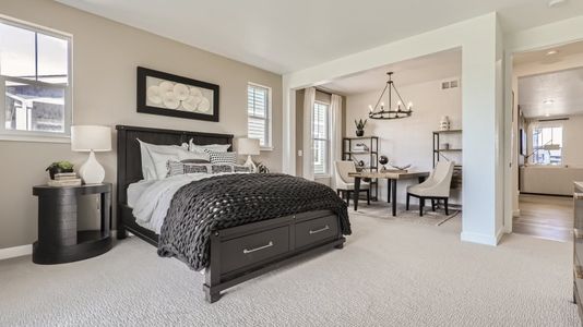 Sunset Village: The Grand Collection by Lennar in Erie - photo 18