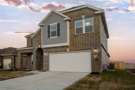New construction Single-Family house 1320 Green Jay Lane, La Marque, TX 77568 Plan 2715- photo 2 2