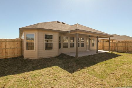 New construction Single-Family house 1164 Water Valley, Seguin, TX 78155 Esparanza - C- photo 14 14