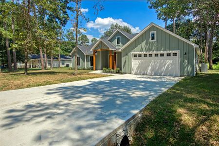 New construction Single-Family house 30421 Meadow Wood Drive, Magnolia, TX 77354 - photo 1 1