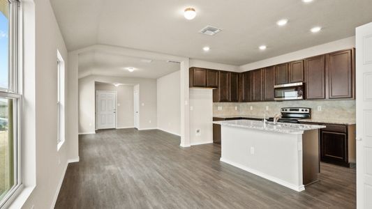 New construction Single-Family house 11010 Airmen Drive, San Antonio, TX 78109 - photo 6 6