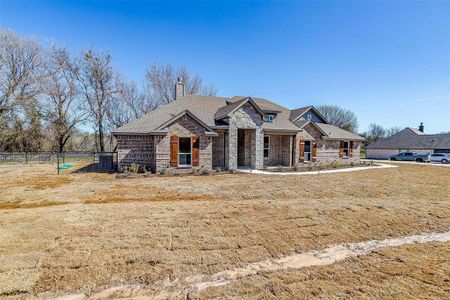 New construction Single-Family house 2025 Sky Ranch, Weatherford, TX 76086 - photo 1 1