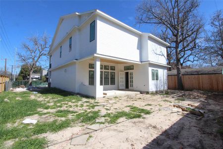 New construction Single-Family house 1345 Chamboard Lane, Houston, TX 77018 - photo 45 45