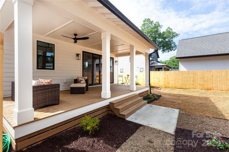 New construction Single-Family house 820 Walnut Street, Belmont, NC 28012 - photo 11 11