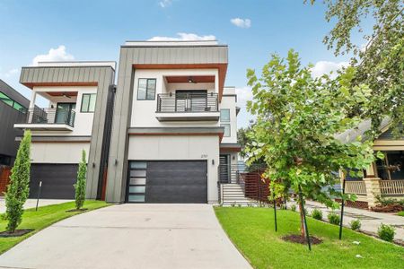 New construction Single-Family house 2707 Beauchamp Street, Houston, TX 77009 - photo 0