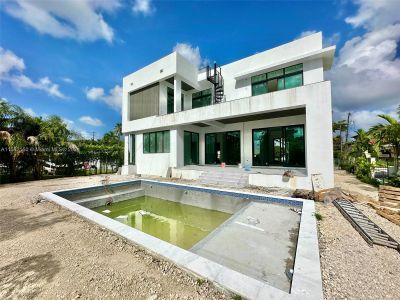 New construction Single-Family house 12490 Keystone Island Dr, North Miami, FL 33181 - photo 33 33