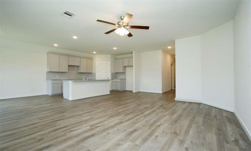 New construction Single-Family house 11733 Airspeed Drive, Conroe, TX 77303 Blanton- photo 4 4