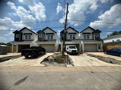 New construction Single-Family house 3842 Seabrook, Houston, TX 77021 - photo 0