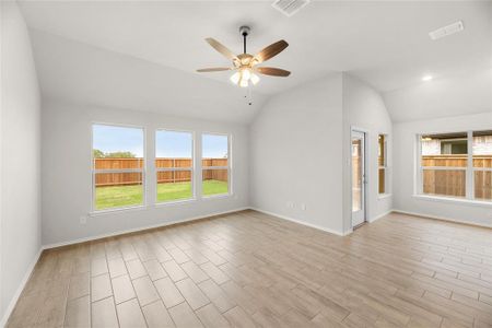 New construction Single-Family house 4340 Sunflower Foundry, Cleburne, TX 76058 Concept 1991- photo 14 14