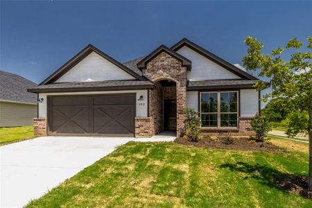 New construction Single-Family house 102 Clover Circle, Weatherford, TX 76086 - photo 1 1