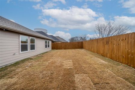 New construction Single-Family house 7401 Scott Lane, Greenville, TX 75402 - photo 28 28