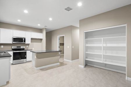 New construction Single-Family house 9416 North 178th Drive, Waddell, AZ 85355 - photo 12 12