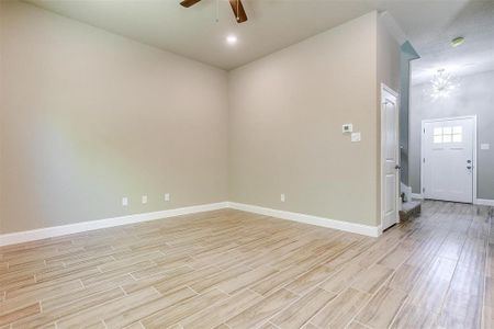 New construction Single-Family house 2919 Loving Avenue, Fort Worth, TX 76106 - photo 10 10