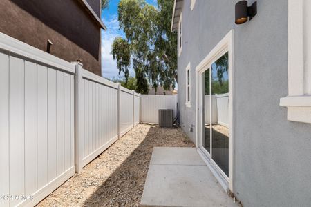 New construction Single-Family house 12329 N 44Th Drive, Glendale, AZ 85304 - photo 20 20